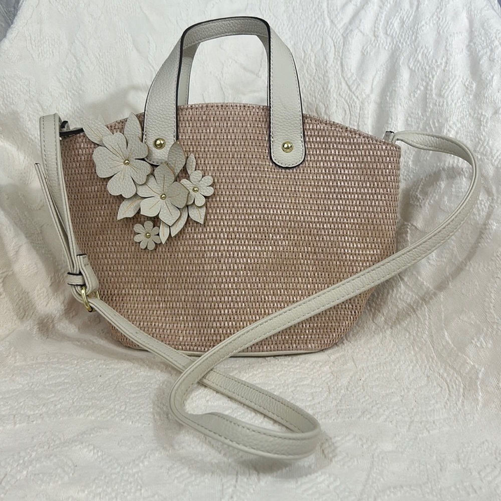 Liz Claiborne straw/floral beige/cream purse with handles and shoulder straps
